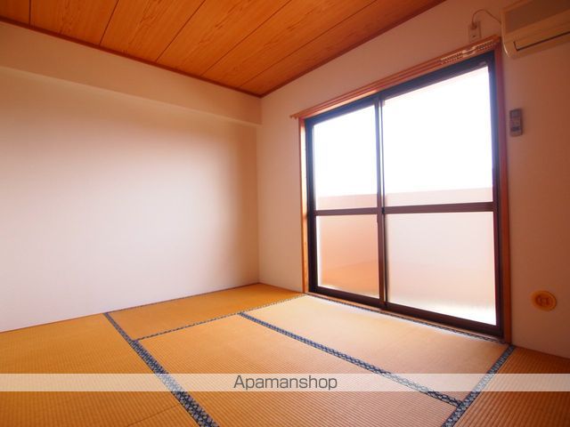 apartment 福島県喜多方市塩川町小府根字畑ケ田
塩川町経塚の賃貸情報を見る
物件地図