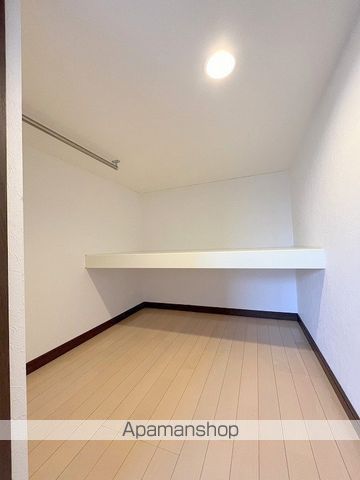 エンデバーの内装写真
