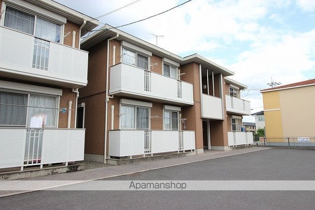 トワアムール E棟の外観写真
