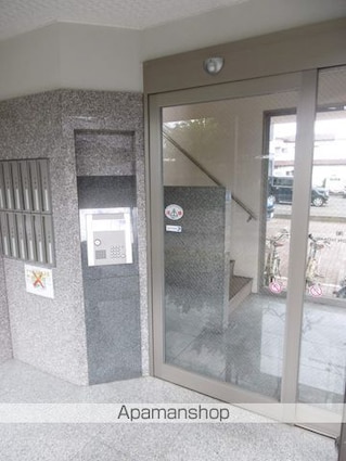 リヴィエール若林[1K/27.2m2]のエントランス