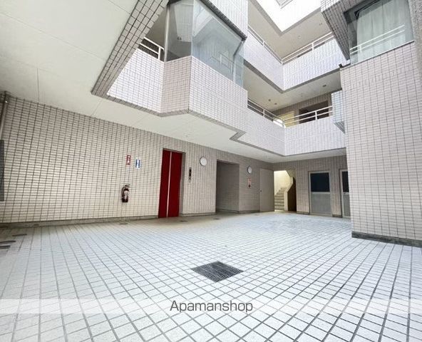 シティサンモリスの玄関写真