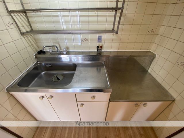 ロイヤル丸文の内装写真