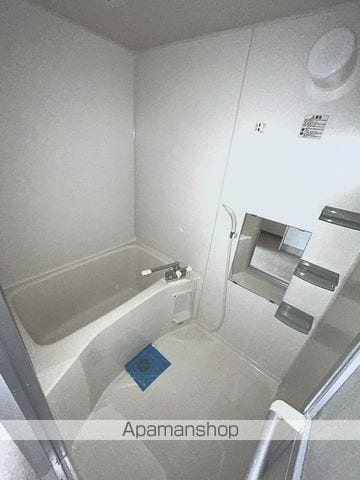 ROGE IMAFUKUTSURUMIの内装写真