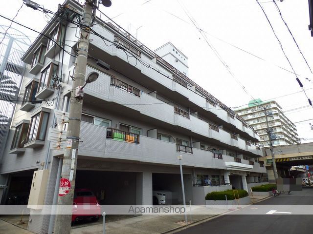 静和ハイツの外観写真
