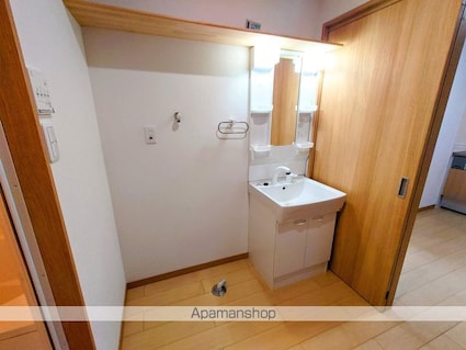 ＨＯＵＳＥ　Ｉ　ＮＡＮＡＢＡＮＫＡＮ[1DK/34m2]の洗面所