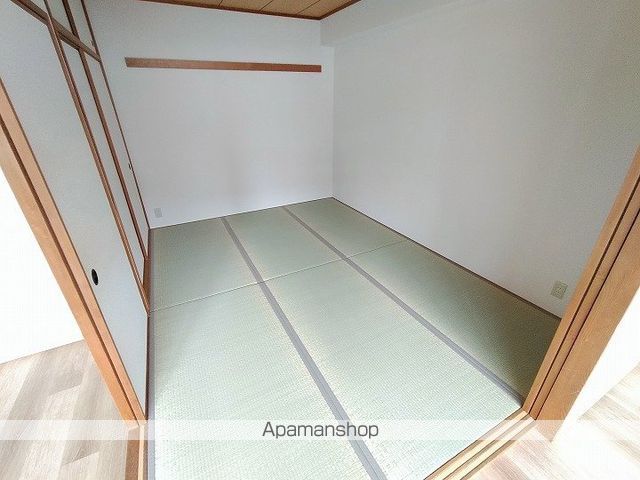 メイプル千里の内装写真