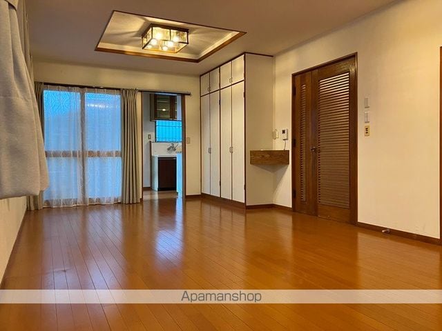 領家戸建の内装写真