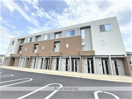 イセソラージュＢ[1LDK/54.16m2]の外観2