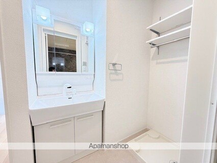 エトワール　Ｄ[1LDK/50.14m2]の洗面所