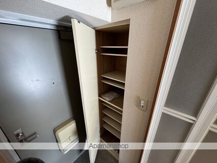 広島県広島市中区大手町５丁目[1K/17.6m2]の内装