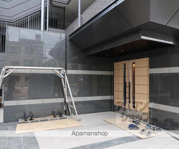 プレサンスTHE KYOTO 新町通の玄関写真