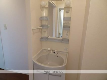 ウィスタリア・ガーデンＢ棟[1LDK/52.25m2]の洗面所