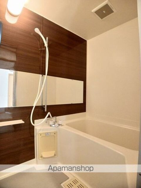 和歌山県和歌山市古屋[3LDK/65.58m2]のバス