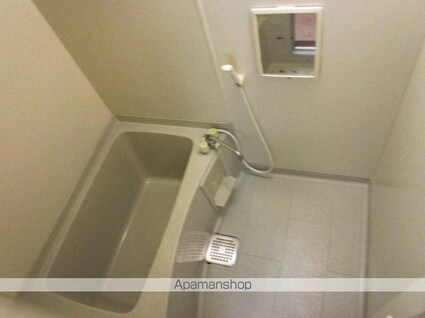 徳島県徳島市山城西３丁目[3SDK/68.5m2]のバス