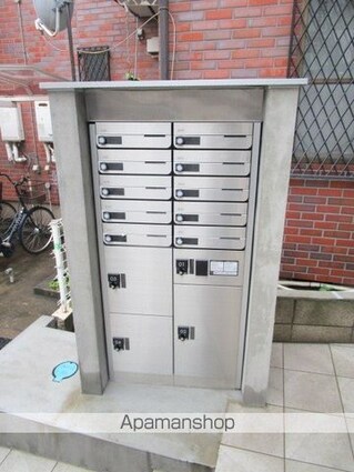 ブリリアント高円寺Ⅱ[1R/11.45m2]のエントランス3