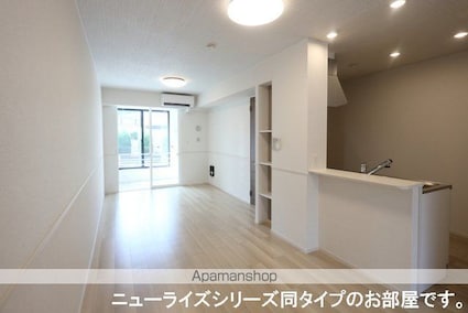 ラ・カーサ　フェリーチェ[1LDK/50.05m2]のリビング・居間