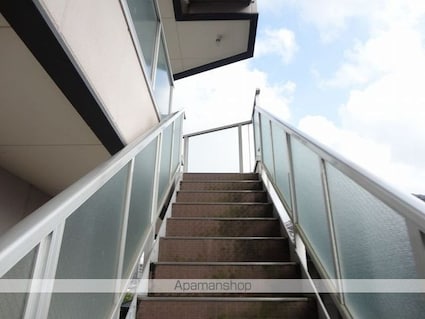 ハイツ岡林[1K/26.13m2]の共用部2