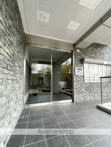 レキシントン・スクエア桜坂の玄関写真