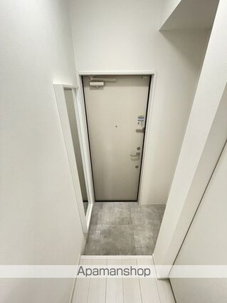 ペルル穴川[1LDK/31.57m2]の玄関