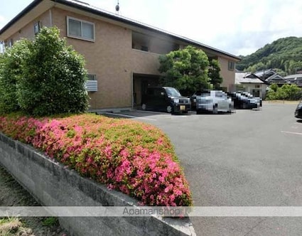 Ｖｉｌｌａ　ｃａｍｅｌｉａ[2LDK/56.29m2]の外観1