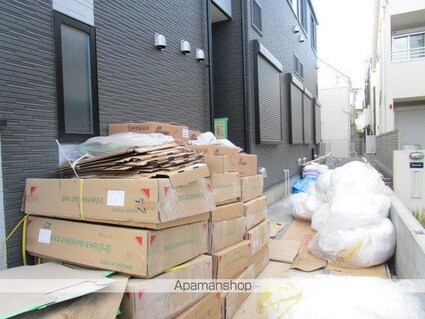 ウィステリア南阿佐ヶ谷[1R/11.16m2]のエントランス1