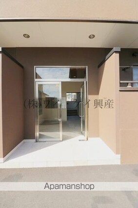 岡山県倉敷市玉島長尾[1K/29.81m2]のエントランス