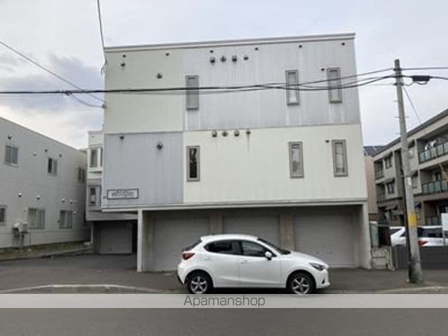 プレシャス12番館の外観写真