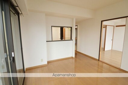 ヴィラ・クレドール[3LDK/67.1m2]のリビング・居間