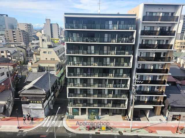 lives residence 太閤通の外観写真