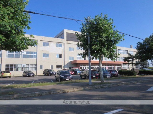 ＪＲ函館本線 滝川駅 バス乗車時間：5分 最寄りバス停で下車 徒歩2分 2階建 築45年の周辺写真