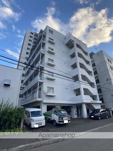 大通24マンションの外観写真