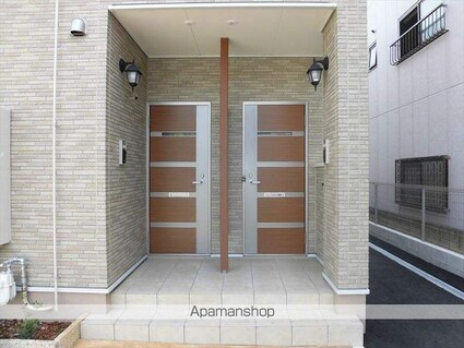 和歌山県和歌山市島崎町７丁目[1R/30m2]のエントランス