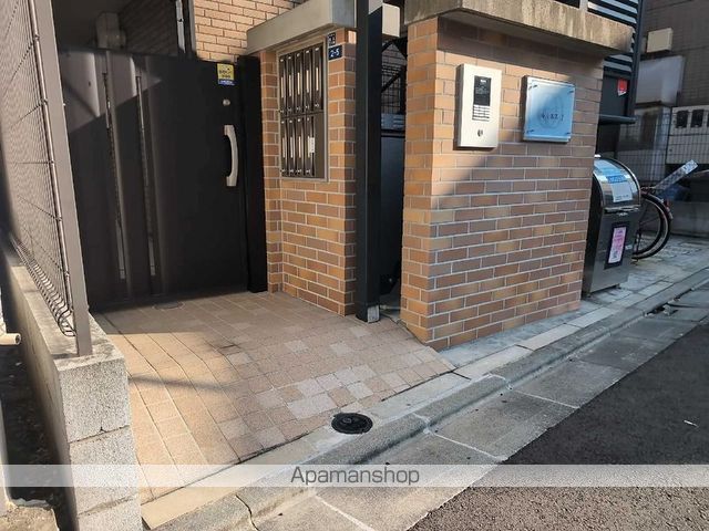 レオネクストルミネスIの玄関写真