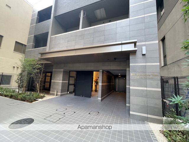 IBC RESIDENCE WESTの玄関写真