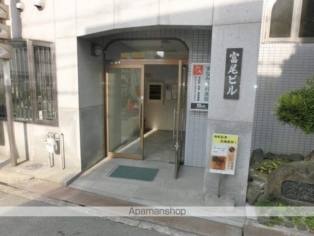 富尾ビル星田の玄関写真