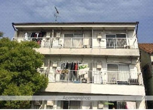 ローレンスハイムの外観写真
