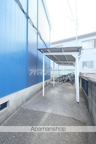 大川ハイツの玄関写真