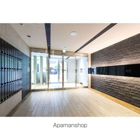 メインステージ心斎橋EASTの玄関写真