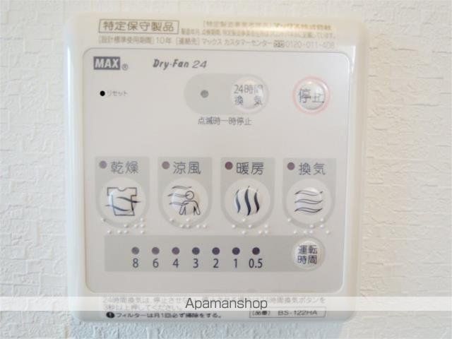 コローナ赤羽の内装写真
