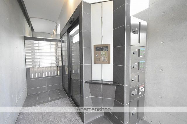 STELLA TOWERの玄関写真