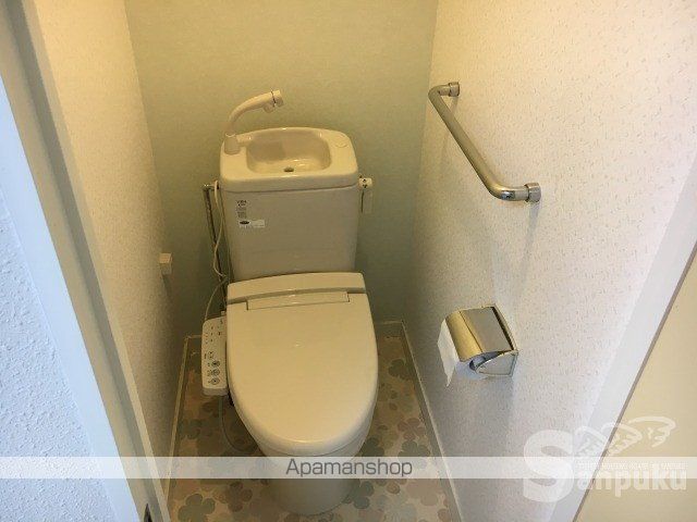 オレンジスクエアの内装写真