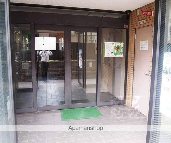 コンフォールの玄関写真