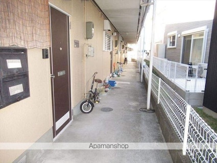 和歌山県和歌山市井辺[2DK/36.72m2]のエントランス2
