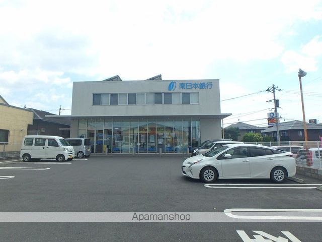 West hillsの周辺写真