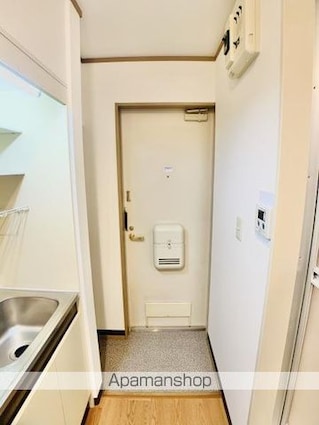 東京都練馬区向山１丁目[1K/20.09m2]の玄関