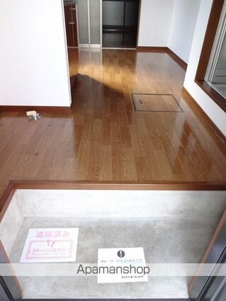 シャーメゾン愛宕[1K/23.1m2]の玄関