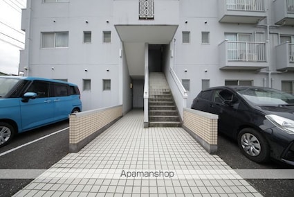 グローバル９０[2DK/45.5m2]のエントランス1