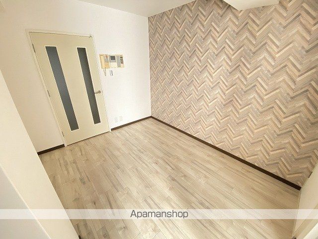 シャイニングスターの内装写真