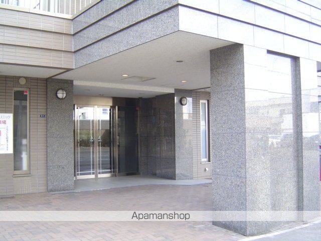 宮ヶ丘レジデンス神宮前の玄関写真