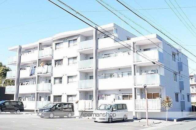 シャルマンIIIの外観写真
